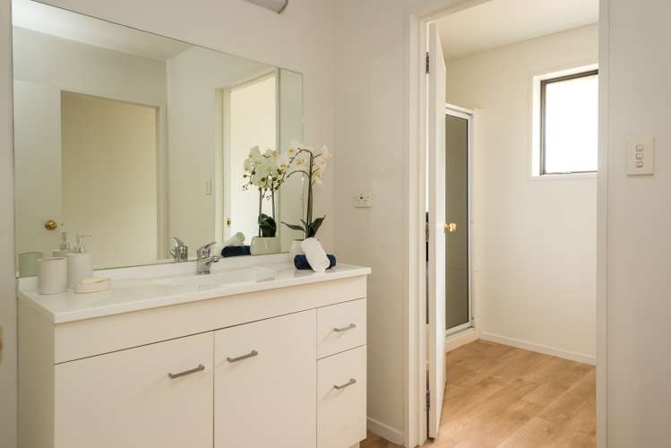 6 Lutheran Close Burwood_9