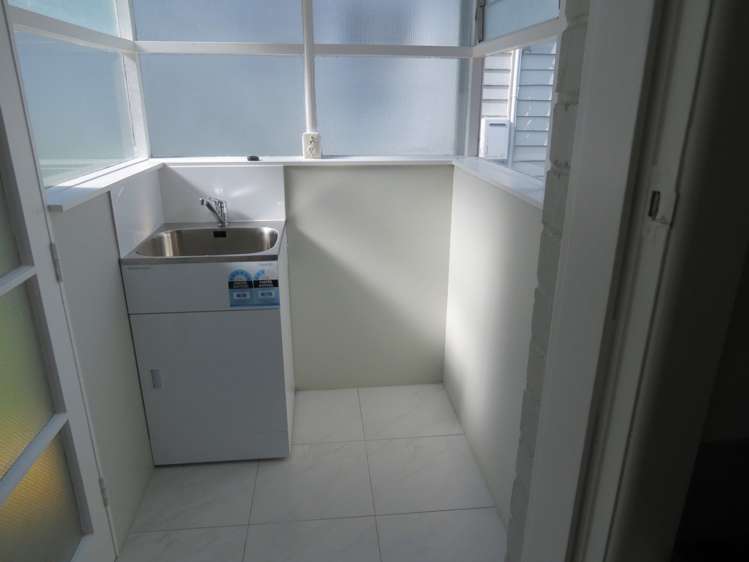 5/96a Victoria Road Devonport_8