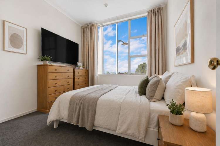 4/60 O'Shannessey Street_3