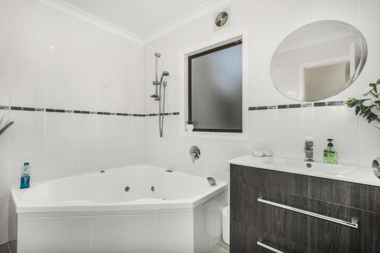 15 Green Lane Pukekohe_15