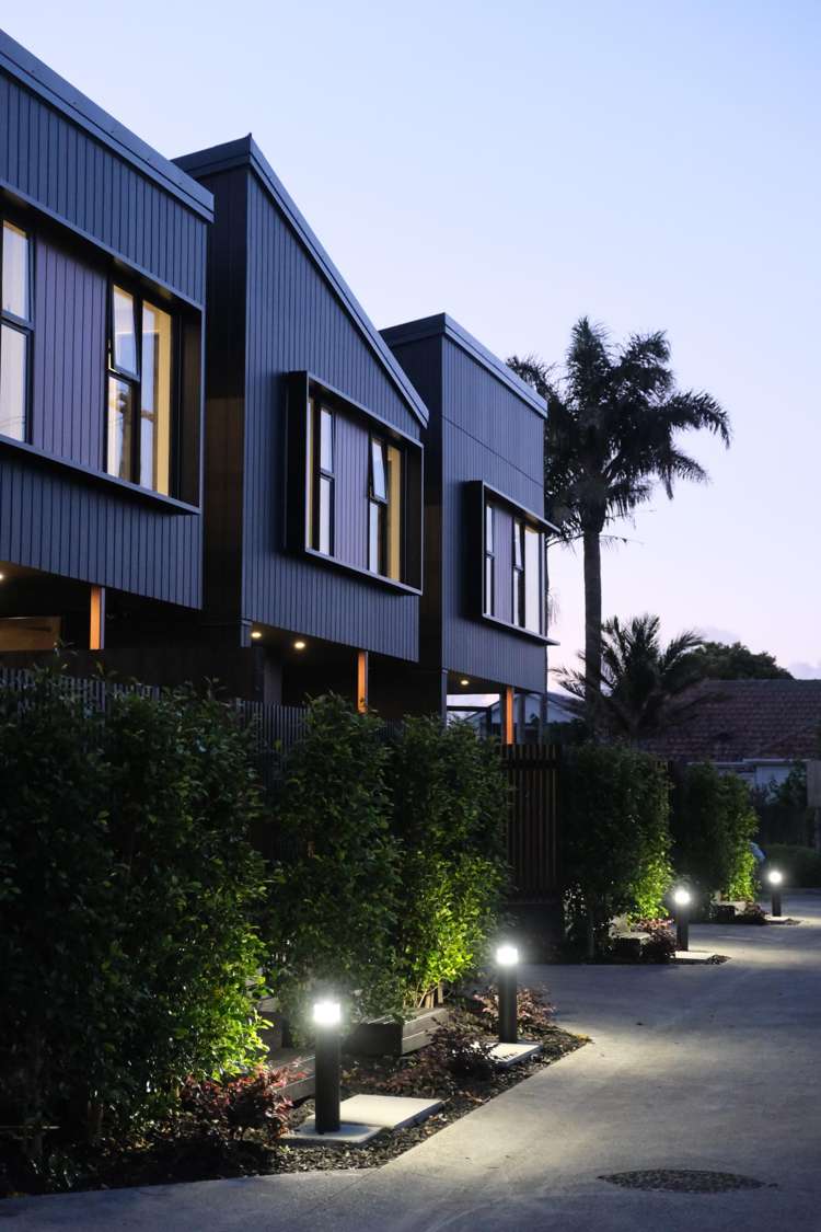 48 Range View Road Mount Albert_14