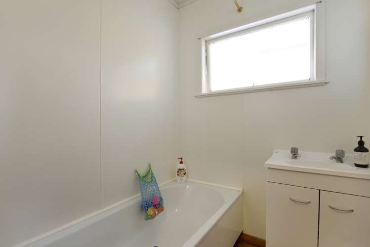 150 Lord Rutherford Road Brightwater_11