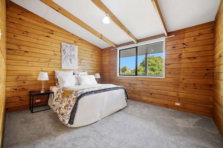 2/7 Glendhu Road Glenfield_11