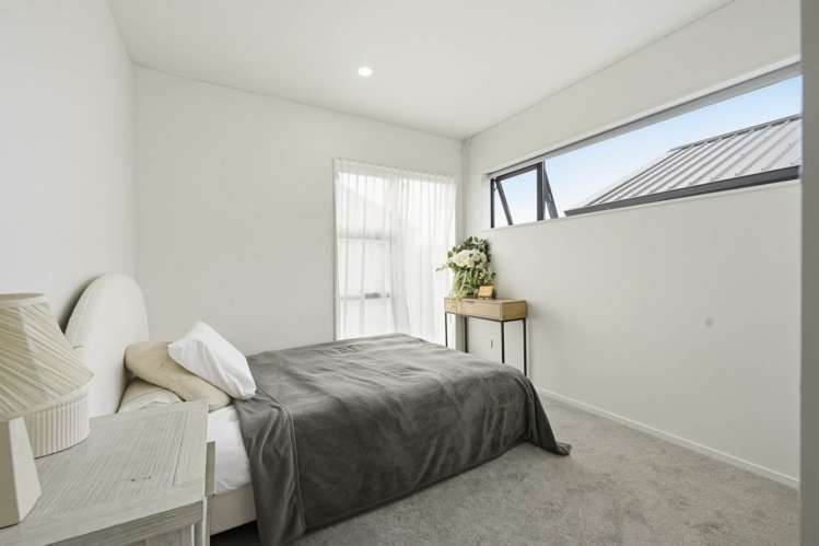 9/90 Picasso Drive West Harbour_18