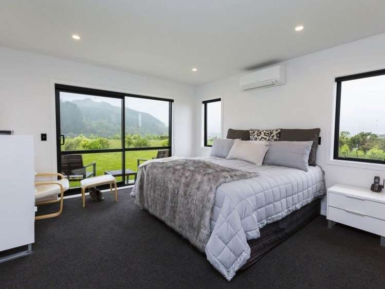 98 Riverstone Drive Riverstone Terraces_8