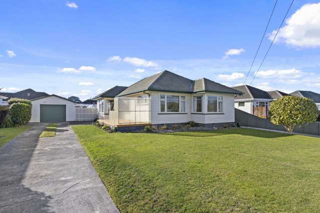 58 Bournemouth Crescent Aranui_1