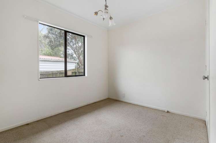 1/10 Vodanovich Road Te Atatu South_8