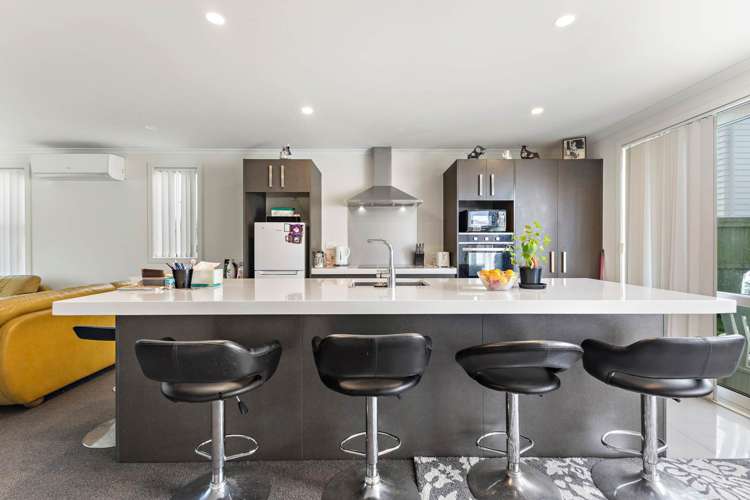 29 Hollowout Street Takanini_10