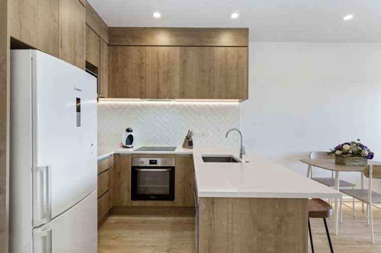 404/553c Glenfield Road Glenfield_9