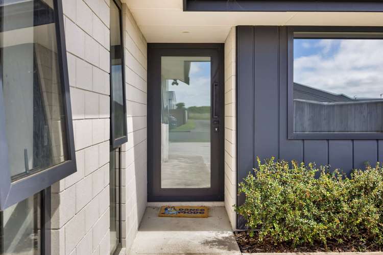 35 County Drive Hawera_6