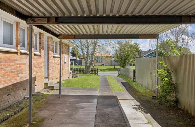 35 James Henry Crescent Huntly_19