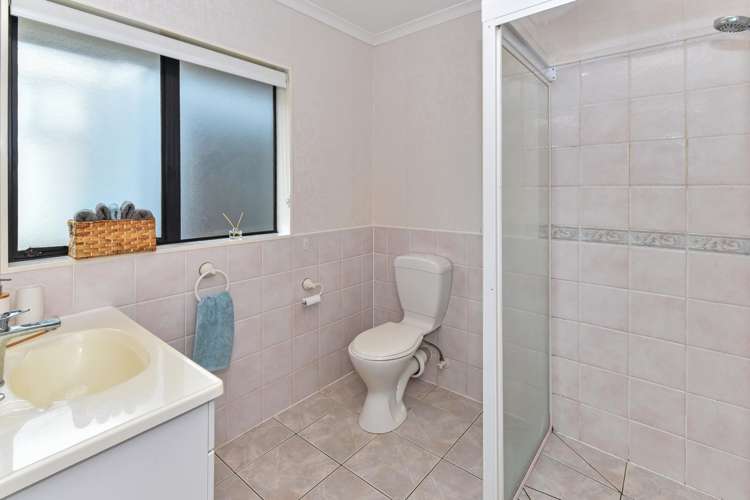 23 Tington Avenue Wattle Downs_23