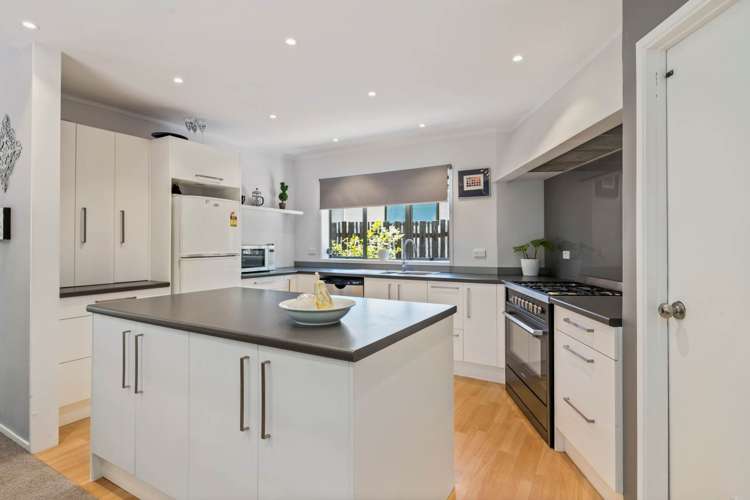 9 Awaruku Road Torbay_11
