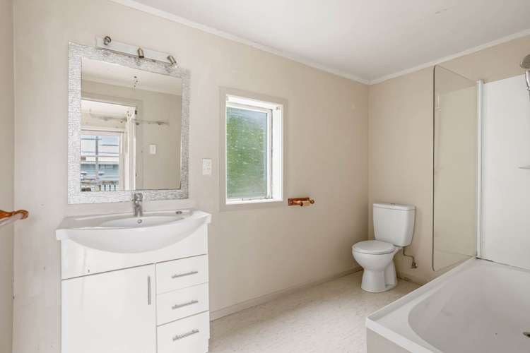 95 Vipond Road Stanmore Bay_21