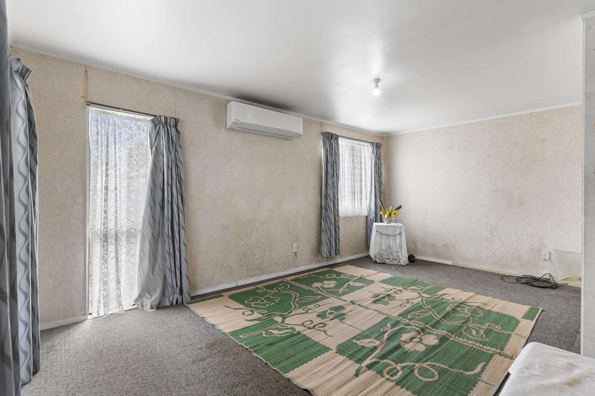 64 Tony Segedin Drive_3