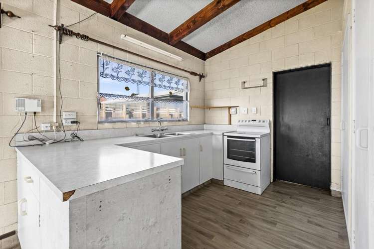 309 Frederick Street West Mahora_9