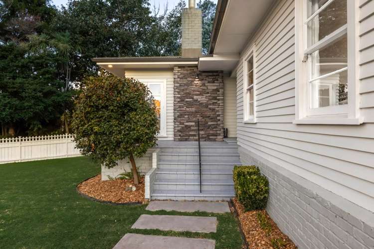 152 Edinburgh Street Pukekohe_2