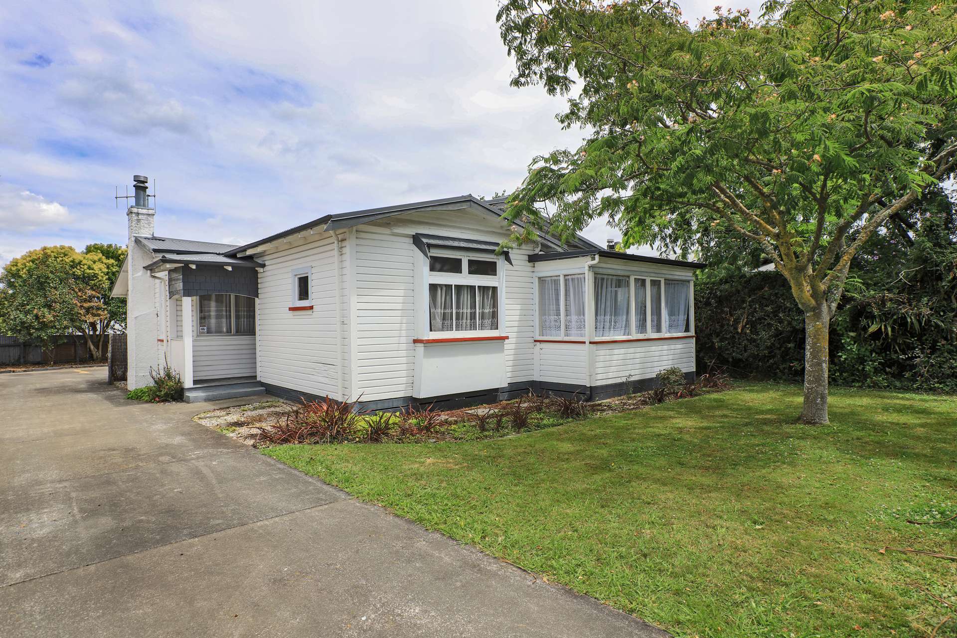 1015 Heretaunga Street East Parkvale_0