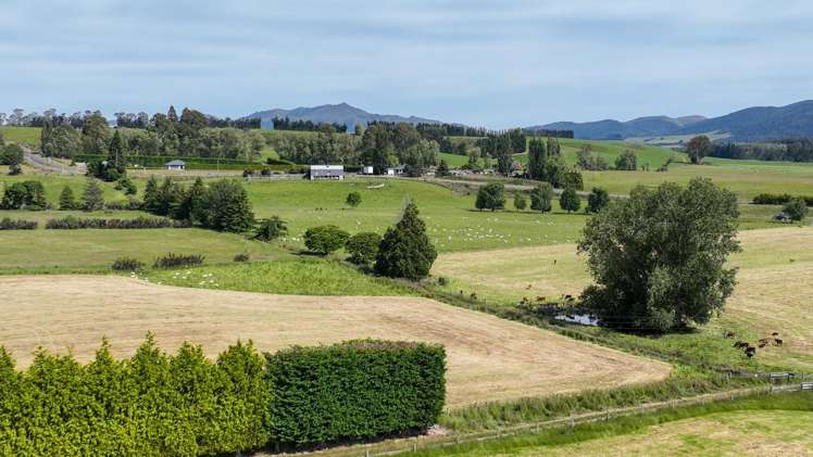 Charlton Road Upper Charlton_10