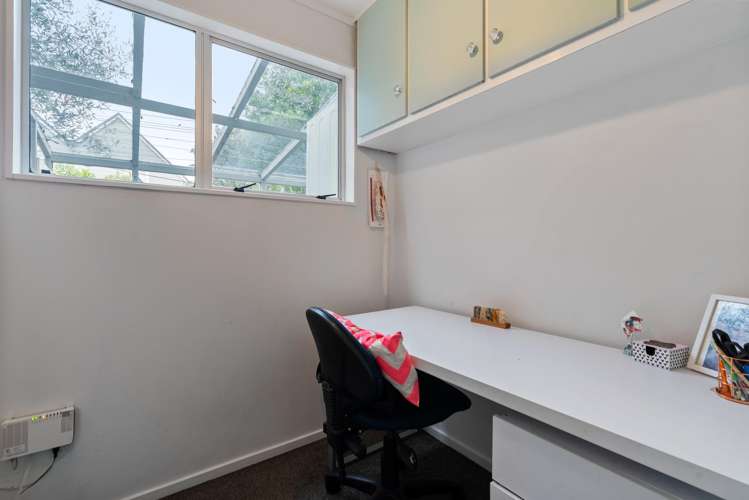 18a Burma Road Khandallah_17