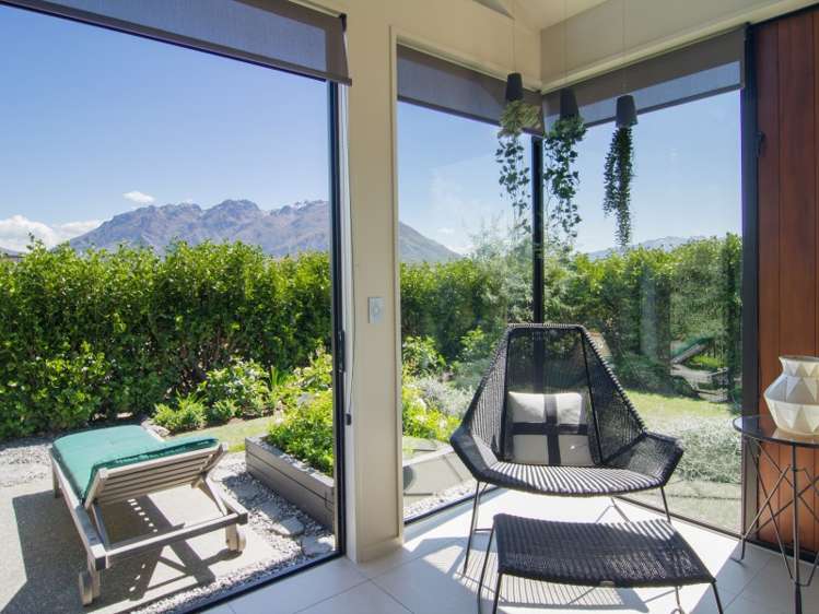 2 Skye Lane Jacks Point_12