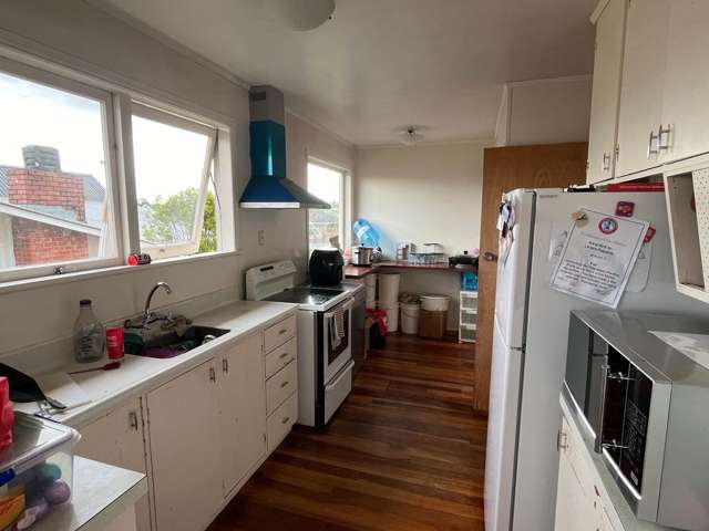 8 Pooley Street Pakuranga Heights_4