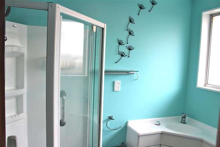 4/109 Middlepark Road Sockburn_6