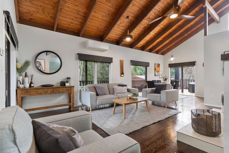 520 West Coast Road Oratia_7