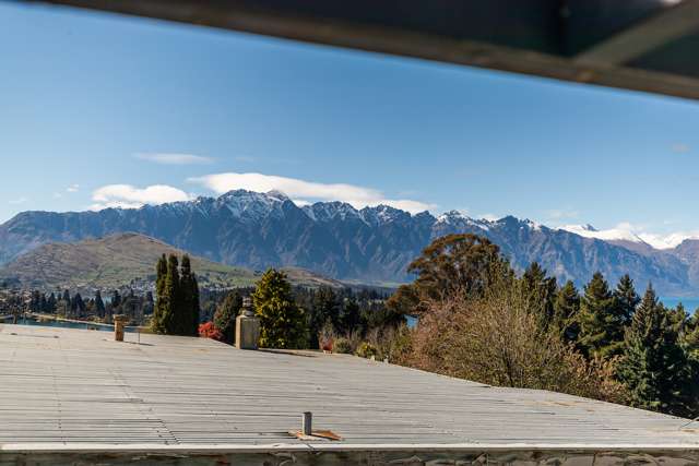 2/96 Thompson Street Queenstown_3