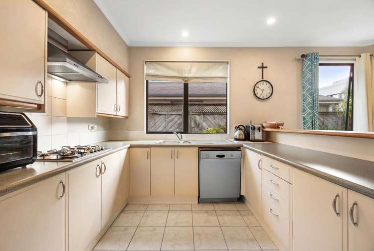 13 Canterbury Park Lane Ellerslie_9