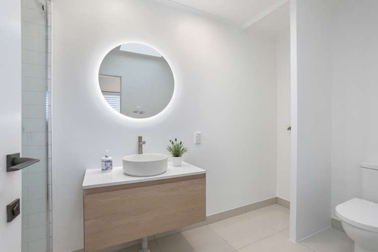 59 Glendale Road Glen Eden_16