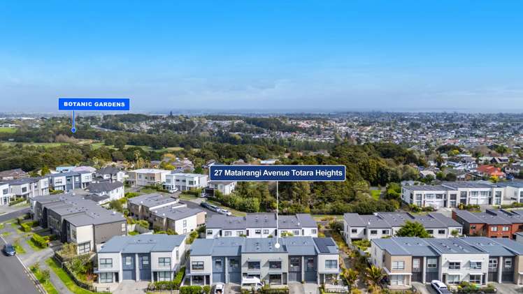 27 Matairangi Avenue Totara Heights_11