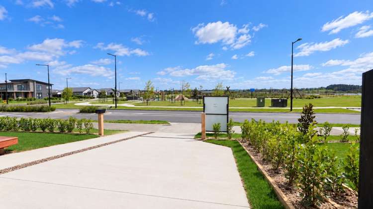 112 Scott Road_4