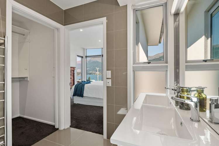 468 Peninsula Road Kelvin Heights_13