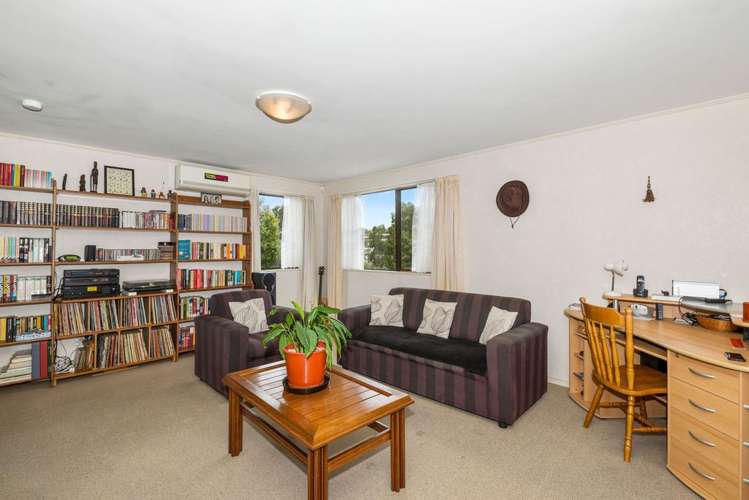 139 Solar Road Glen Eden_2