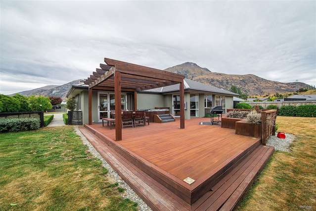 7 Sylvan Street Dalefield/Wakatipu Basin_1