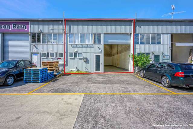 Unit 2/6 Ben Lomond Crescent Pakuranga Heights_1