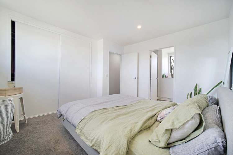 10/24 Yeovil Street 1801_8