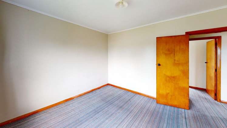 6 Miro Street 10516_12