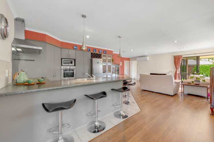 13 Duntrune Road Flat Bush_10