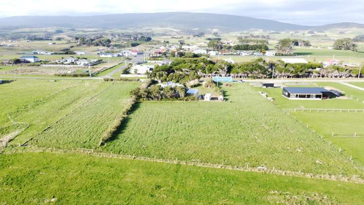 13 Surrey Street Orepuki_11