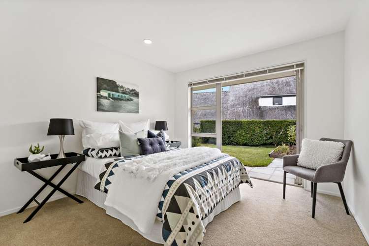 4 Coldham Crescent Saint Johns_17