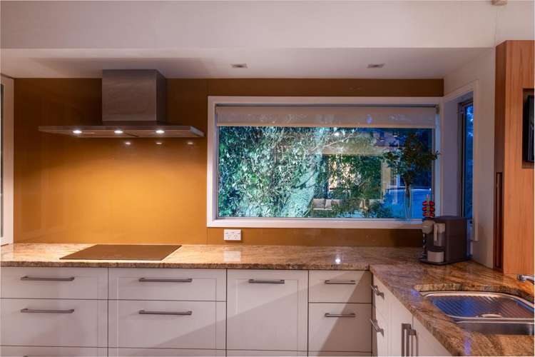 33 Bleakhouse Road Mellons Bay_35