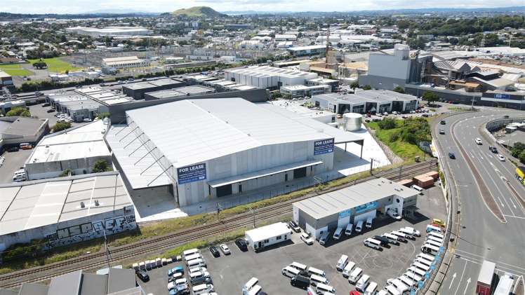 7-23 Cain Road Penrose_6