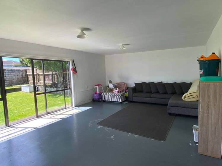 7 Ranger Place Wattle Downs_14