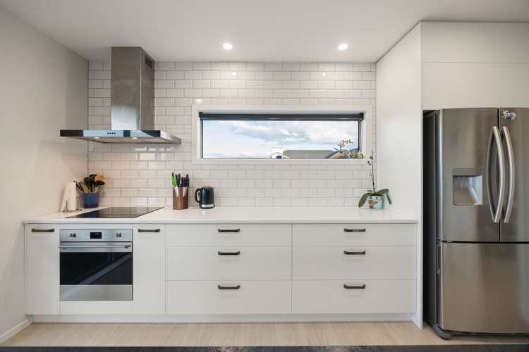 24 Te Aranui Drive_5