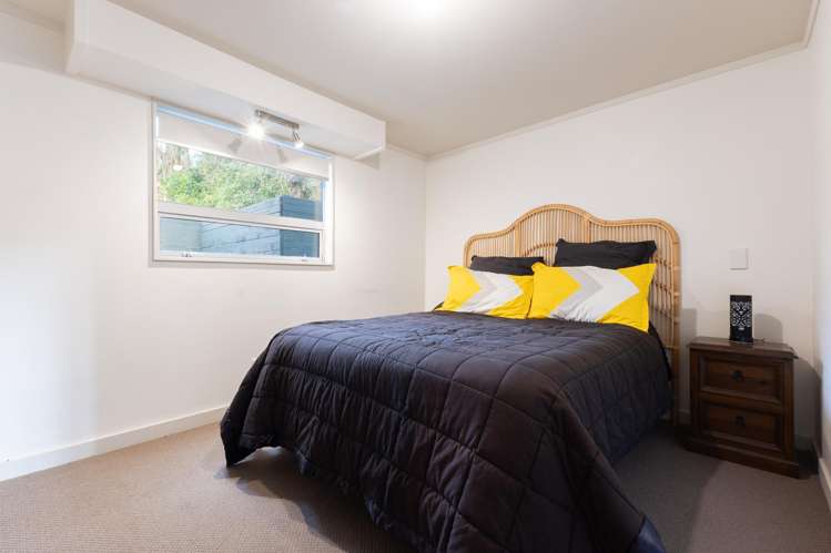 6 Menin Road Raumati South_14