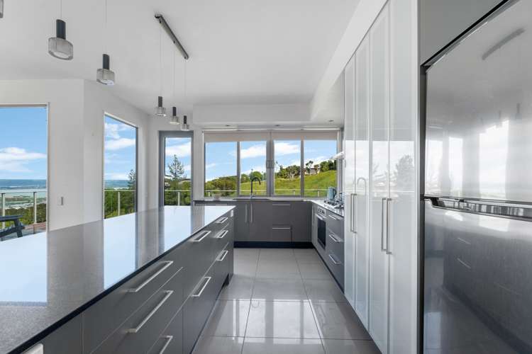 366 Princes Drive Britannia Heights_0