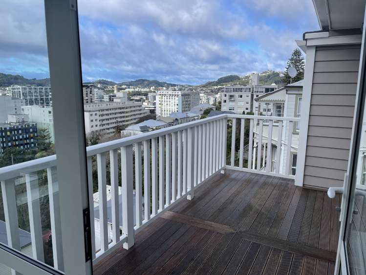 2/231 The Terrace 2185_6