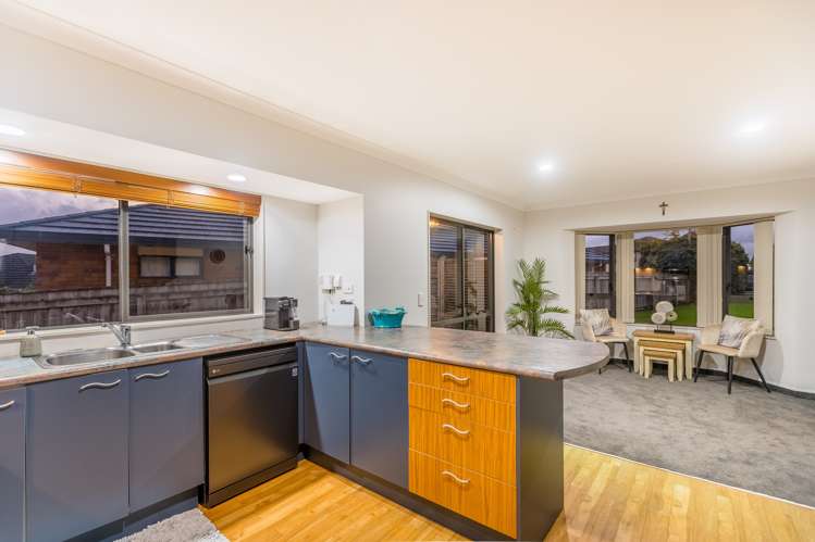 6 Shearwater Rise Paraparaumu Beach_6